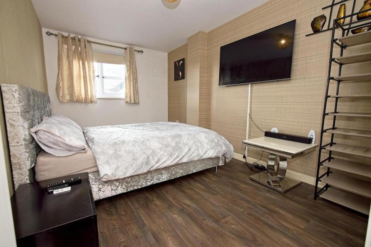 Five Star Rated Condo Manchester Eksteriør bilde