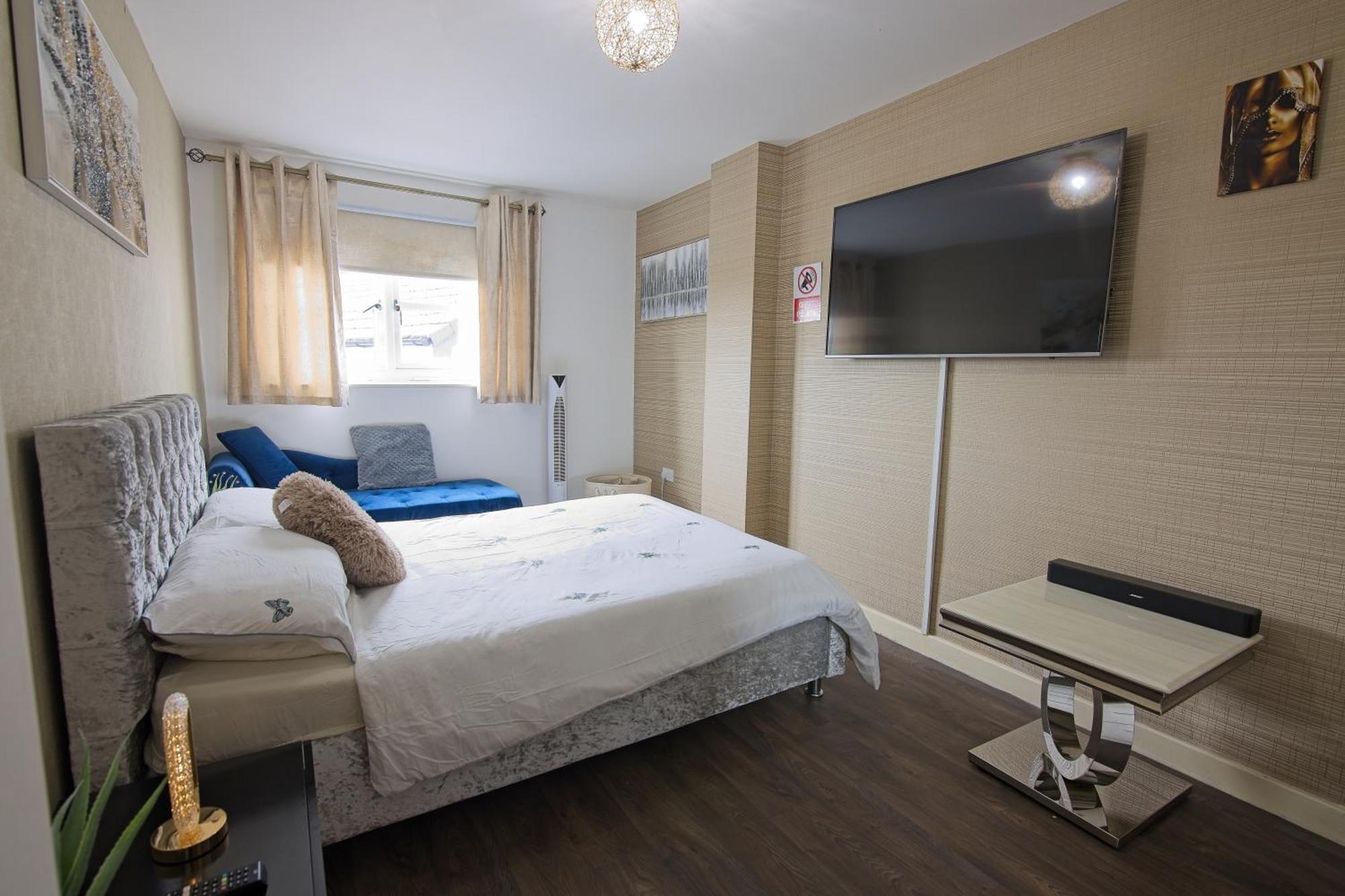 Five Star Rated Condo Manchester Eksteriør bilde